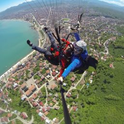 Tandem Paragliding in Boztepe Ordu by Fly Elegant via Flying Mammut